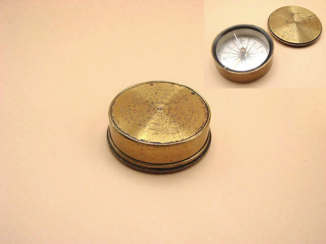 19th century travellers pocket compass with lid circa 1850